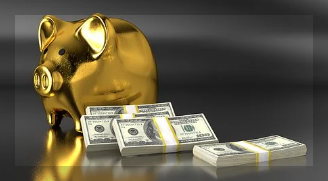 돼지 저금통과 지폐