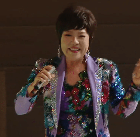 김연자 아침의 나라에서