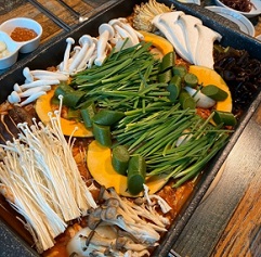 부추떡오리주물럭