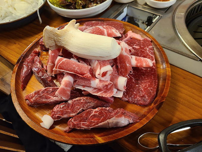 판교 운중동 한우집 '정선한우'