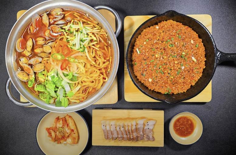 서울 장한평 해물샤부칼국수 맛집 &#124; 2TV 생생정보 방송 나온 금면옥 원기회복 칼국수 장한평본점