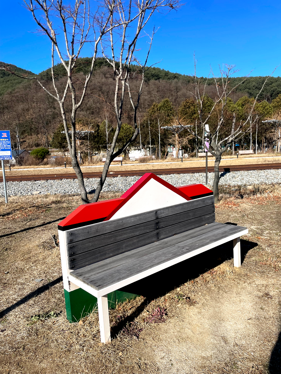 추운 겨울 정선 2박3일 여행 가볼만한 곳 03 - 나전역카페