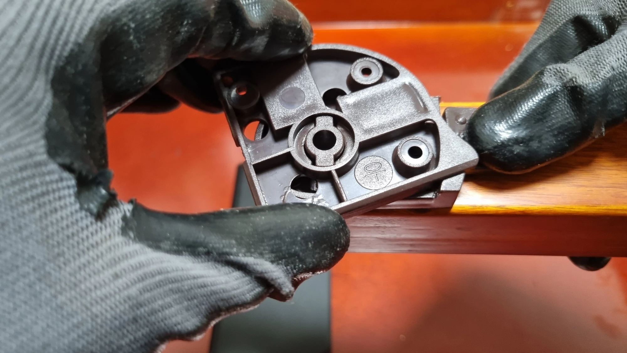 제사상 다리 고정 부품 분리 방법