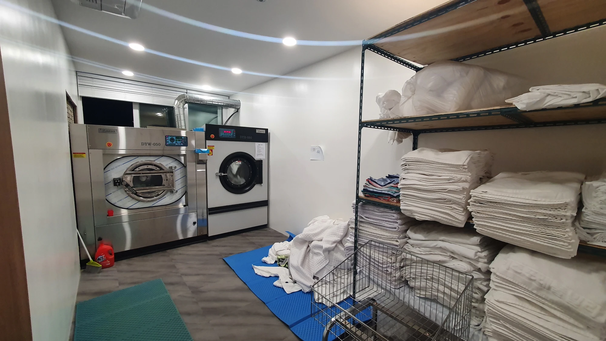 펜션 세탁실