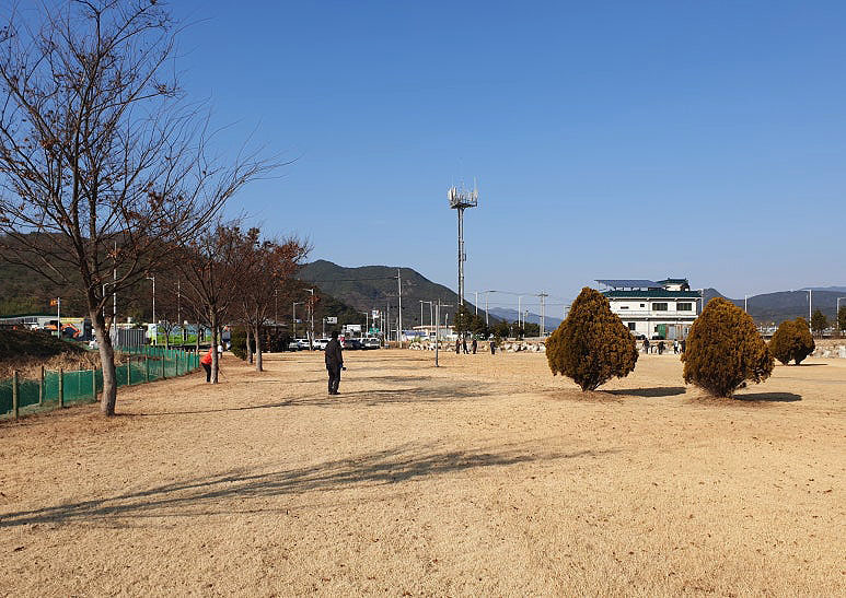 경상남도 밀양 무안파크골프장 소개