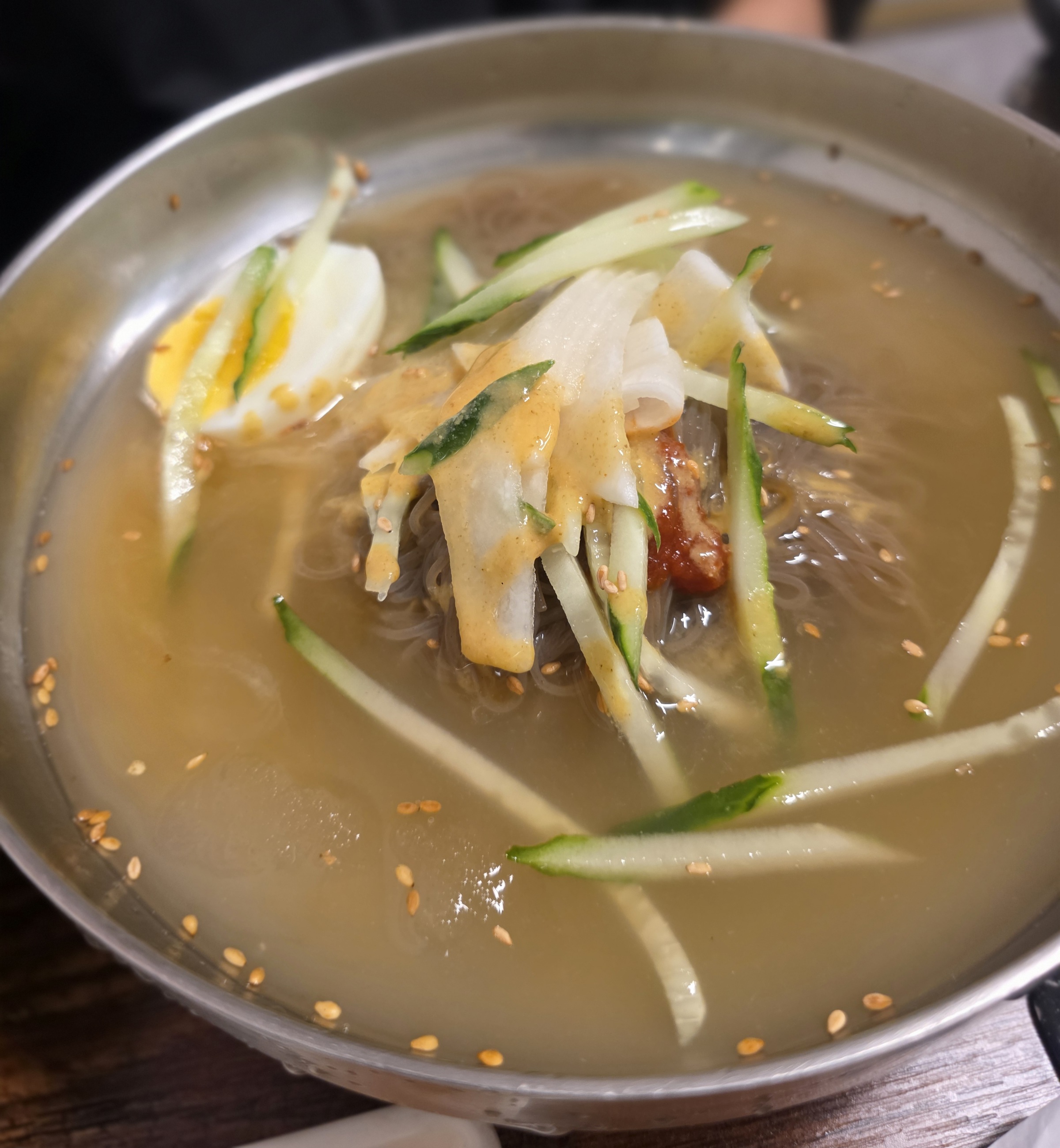 물냉면