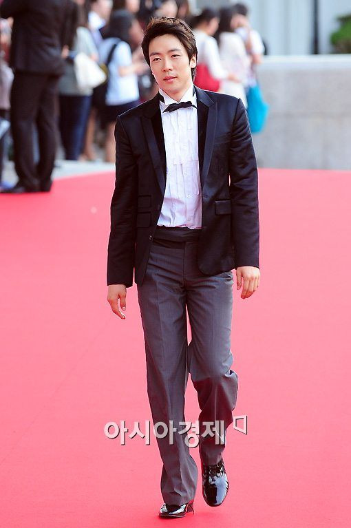 에녹 트로트가수 전향