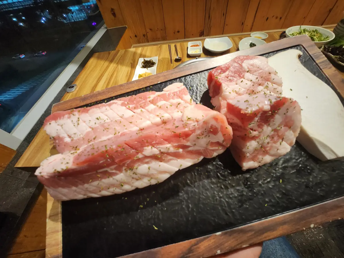 양산-맛집-초원-참숯골-삼겹살