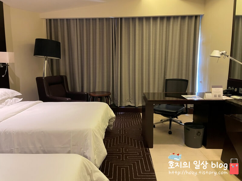 송도 쉐라톤 디럭스룸 전경