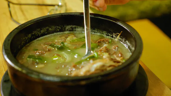 생생정보 우와한 식당 족발 삼총사 음식점 위치