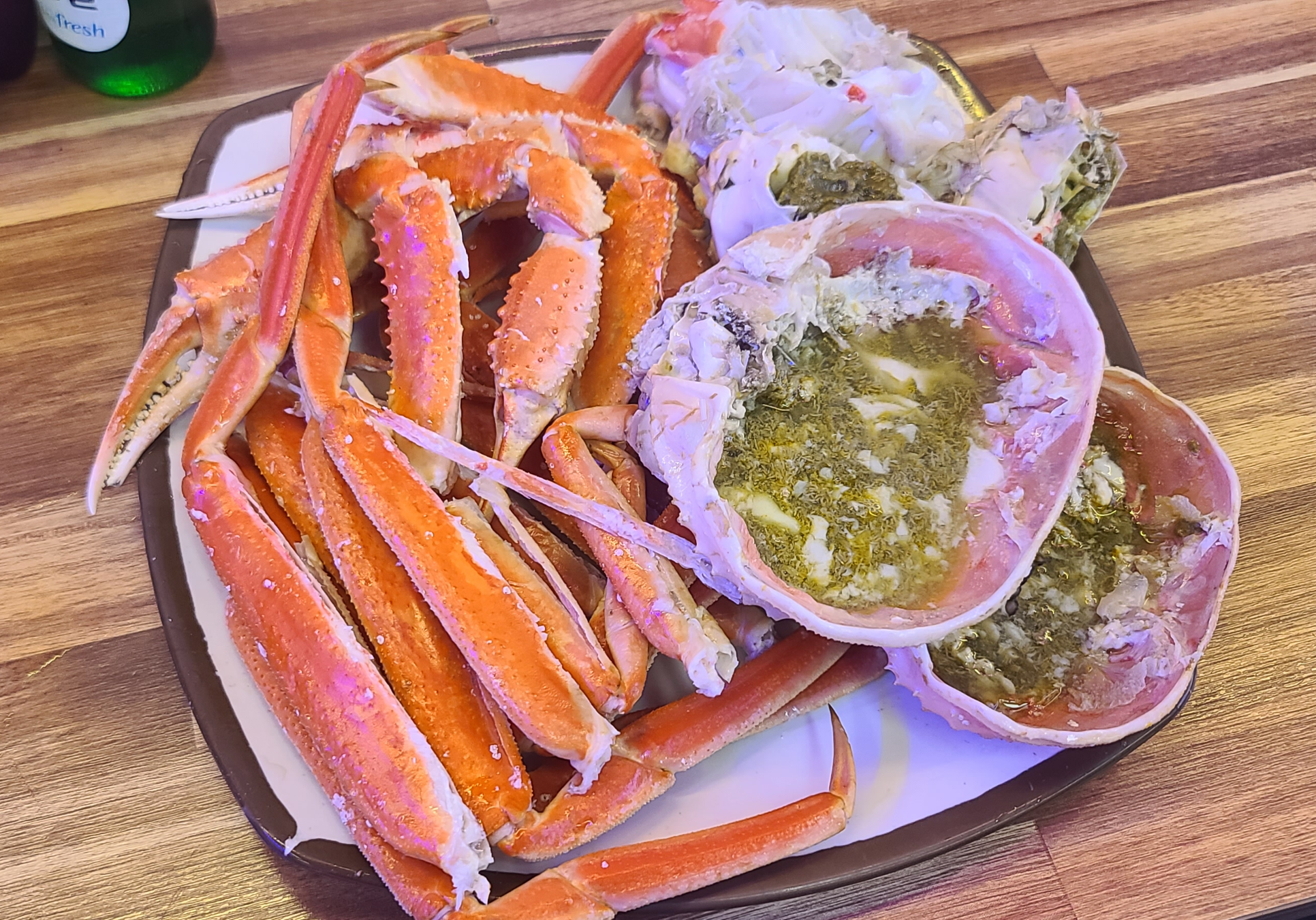 상대원맛집 11월제철음식 대게 킹크랩 랍스터 죽해수산 성남맛집 대게맛집 영업시간 메뉴판 기본반찬 통오징어버터구이 가리비찜 대하찜 연태고량주 컨디션스틱 보관냉장고 대게