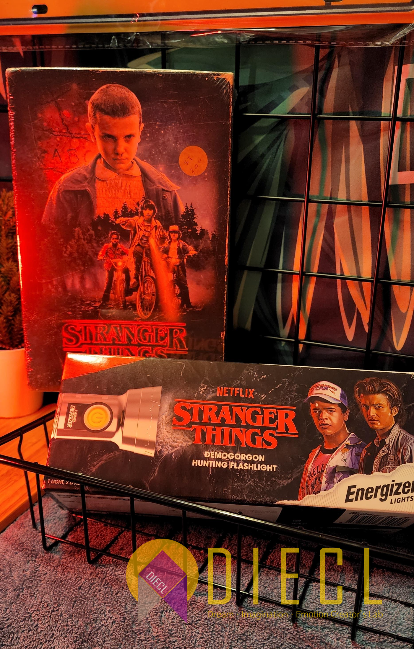 기묘한 이야기, Stranger things, Energizer, light, 에너자이저