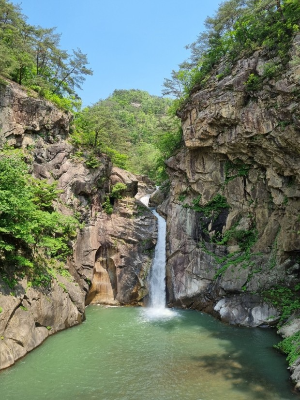 삼부연 폭포 사진