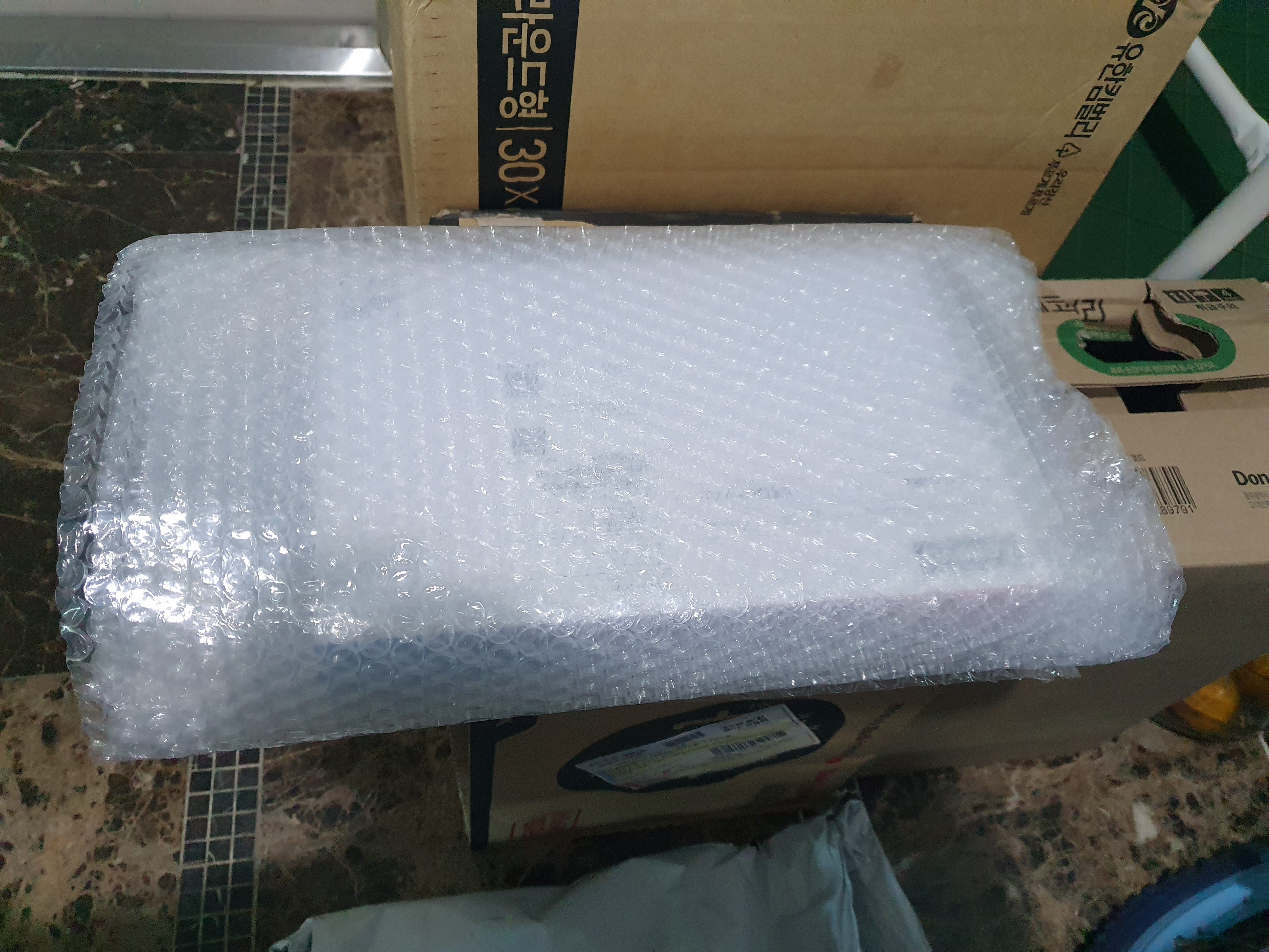 레노버 P12 탭 뽕뽕지 포장 잘했음!