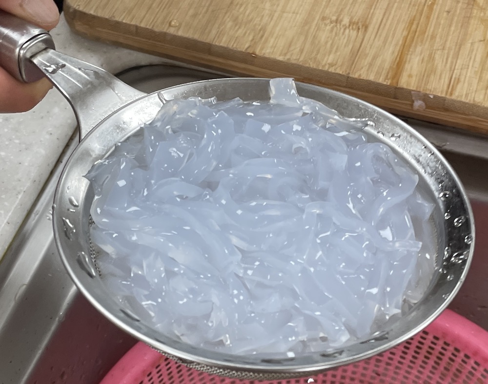 한식조리기능사 실기시험 준비 - 탕평채 - 데친 후 찬물에 헹구기