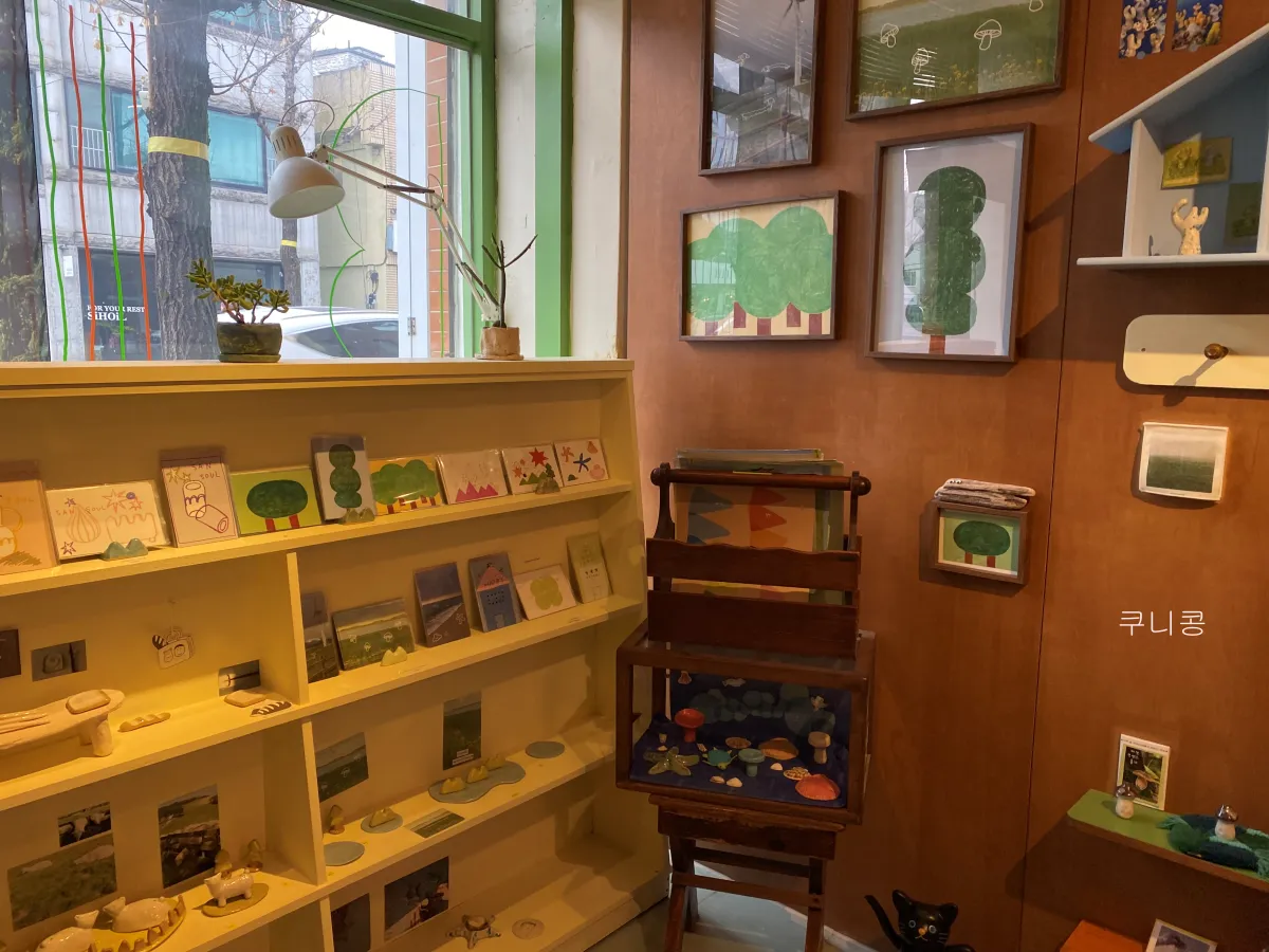 강원도-겨울여행-강릉-소품샵-투어-귀여운-도자기-오브제가-있는-산소울