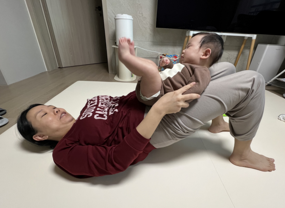 출산 후 골반통증 회복하는 필라테스 동작