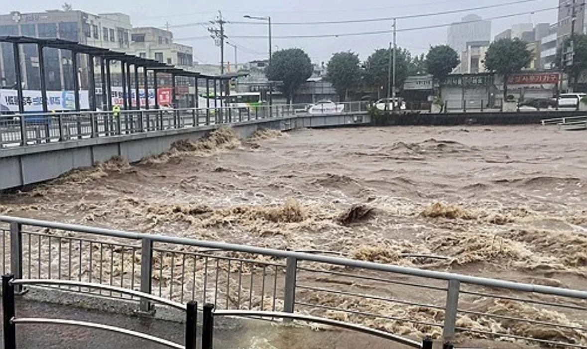 광주천 범람