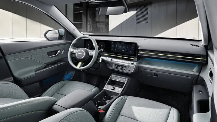 신형 코나 실내