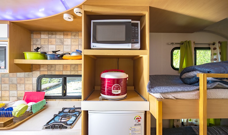 가평 명지산 카라반 글램핑장 (카라반 스위트)