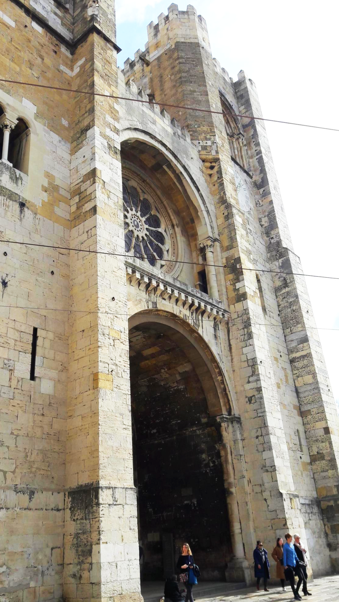 포르투갈 리스본 대성당 외벽 측면