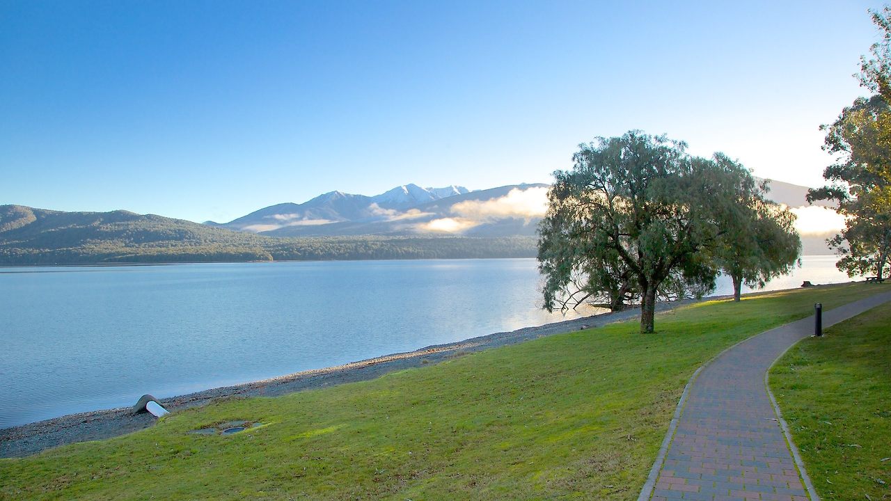 테아나우 (Te Anau)