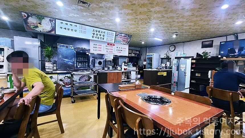 김가네-부대찌개-계산역점-분위기-2