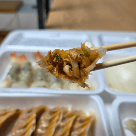 전설의 왕만두 길음점 교자만두세트에 포함되어 있는 김치교자