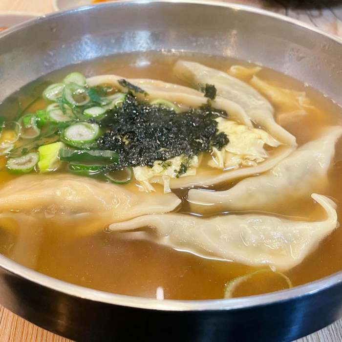 제209회 놀라운토요일 백종원 골목식당 시래기 얼큰 만두국 차태현 유연석 추천 놀토 서울 중곡제일시장 맛집 소개