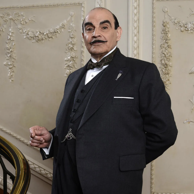 애거서 크리스티 셜록홈즈, 포와로, 비교