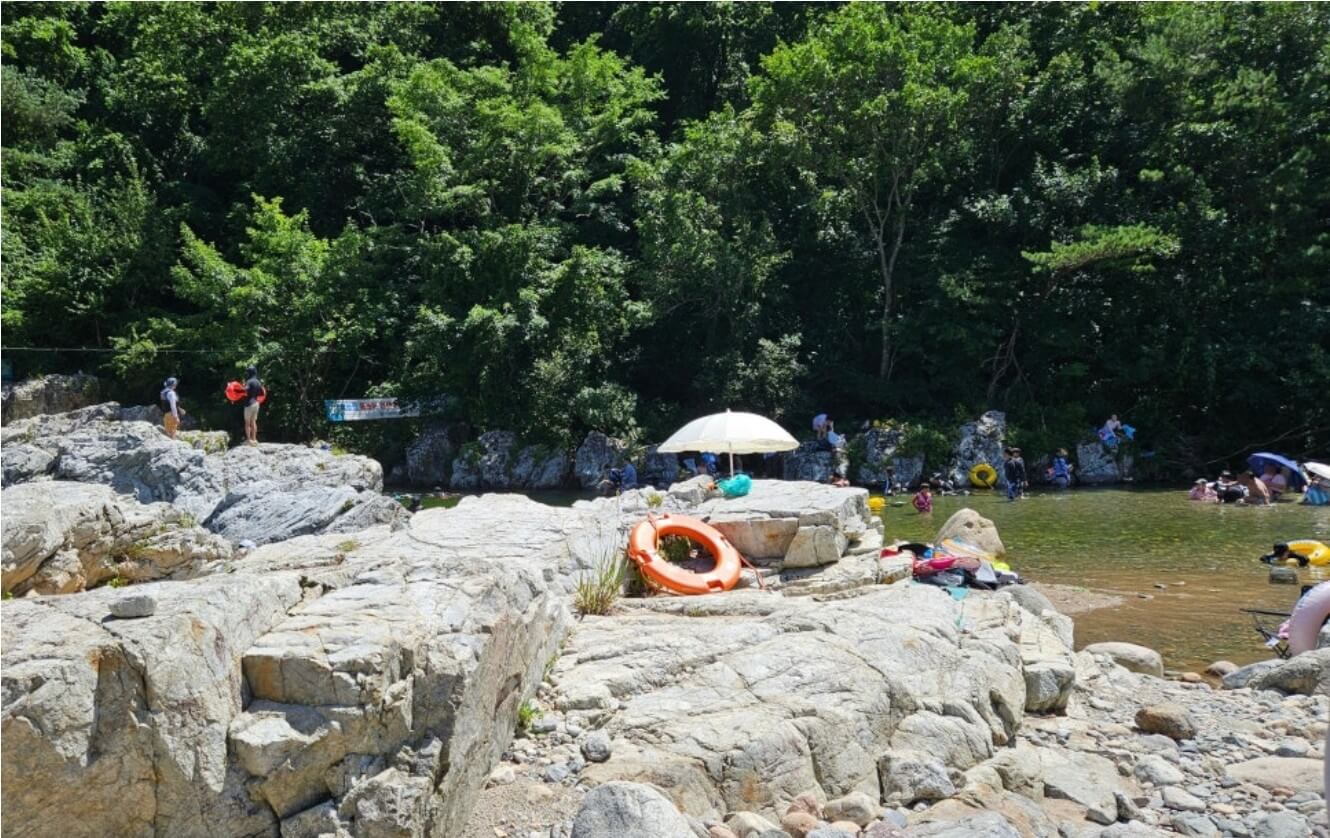 계곡 전경