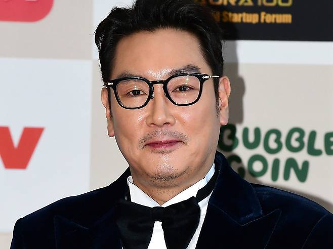 조진웅 소년범 출신 7년 전 고교생 동창 댓글 재조명 9호처분 이상 강도 강간