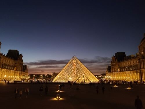 루브르 박물관 사진