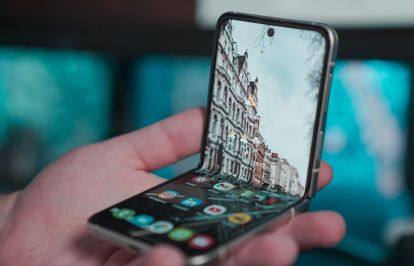 삼성전자-플립-스마트폰