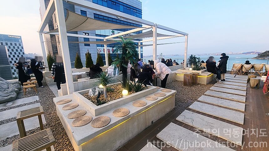 구읍뱃터-바다앞테라스-루프탑