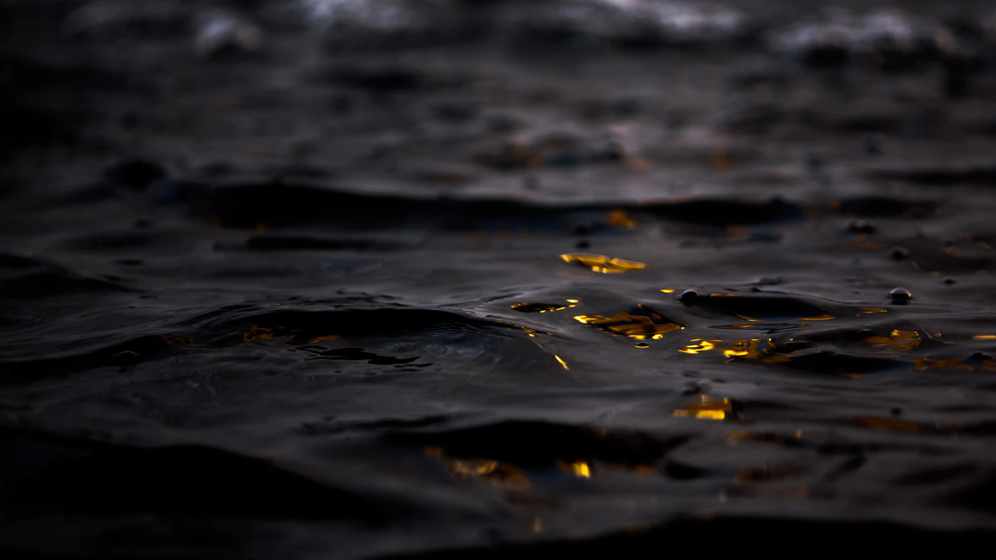 어둠에 물들고 있는 마음과 빛나는 눈동자