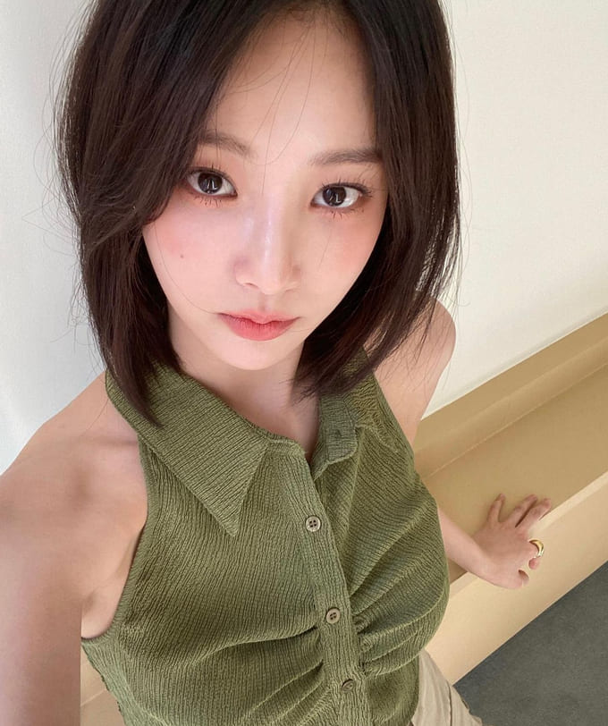 배우 연우 사복