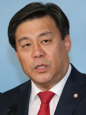 김선동 국회의원 프로필 나이 고향 학력 재산