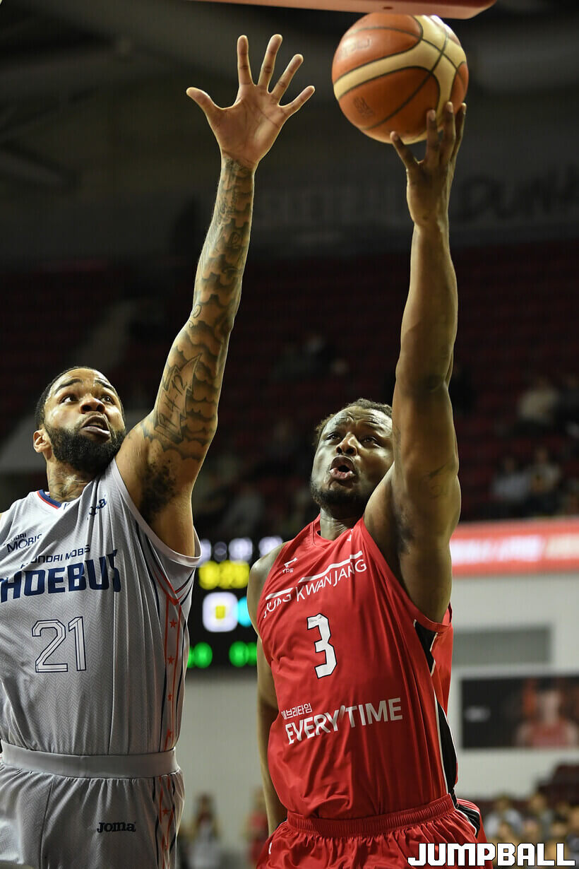 KBL 현대모비스, 정관장 제압! 6강 플레이오프 1차전 승리
