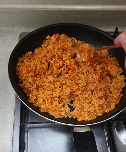 태송 김치볶음밥 2인분 볶는 영상