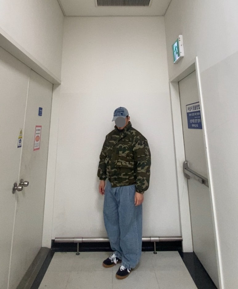 데일리룩('26.1.19.)엑스톤즈 크라운 워싱 데님 볼캡 , 파르티멘토 카모패딩 카모점퍼 밀리터리패딩, 무신사스탠다드 벌룬 팬츠, 컨버스 올스타 클래식 트레이너 옥스 스웨이드