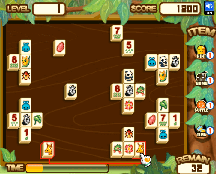 동물사천성-플래시게임-플레이-같은-그림의-짝을-맞추고-블럭을-제거하는-화면