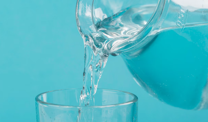 뇌를 활성화시키는데 도움이 되는 음료 물