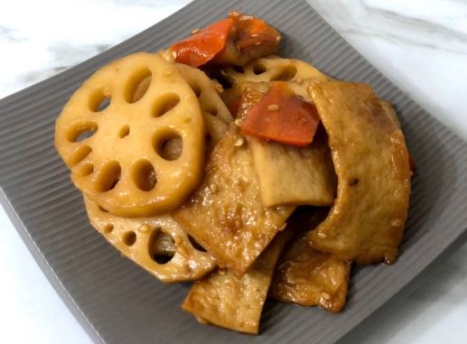 연근 어묵 조림