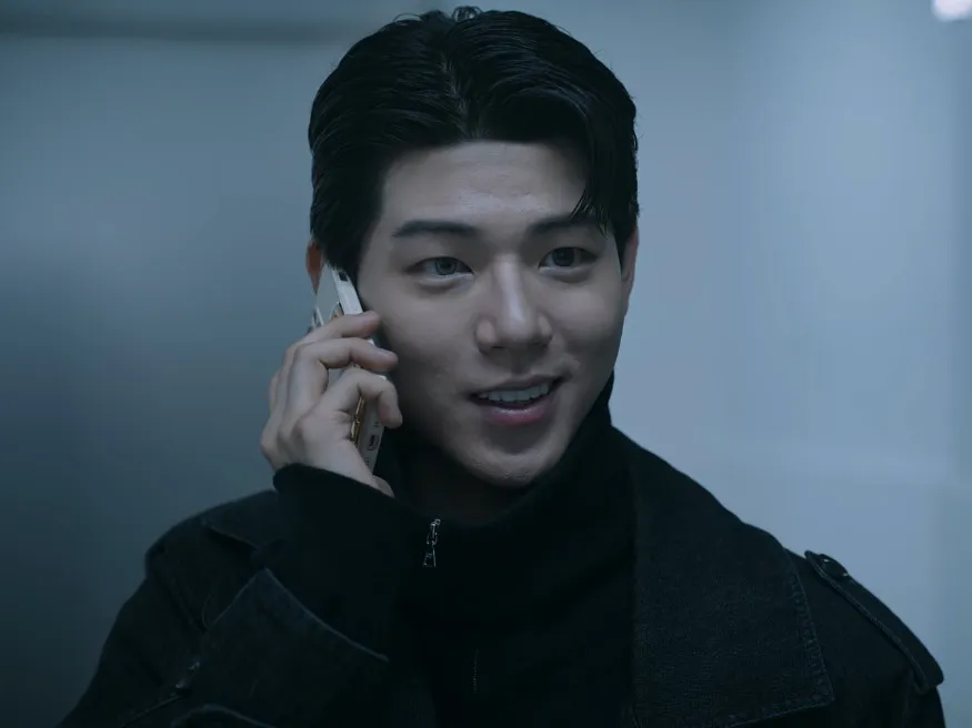 경성크리처 시즌2 이미지