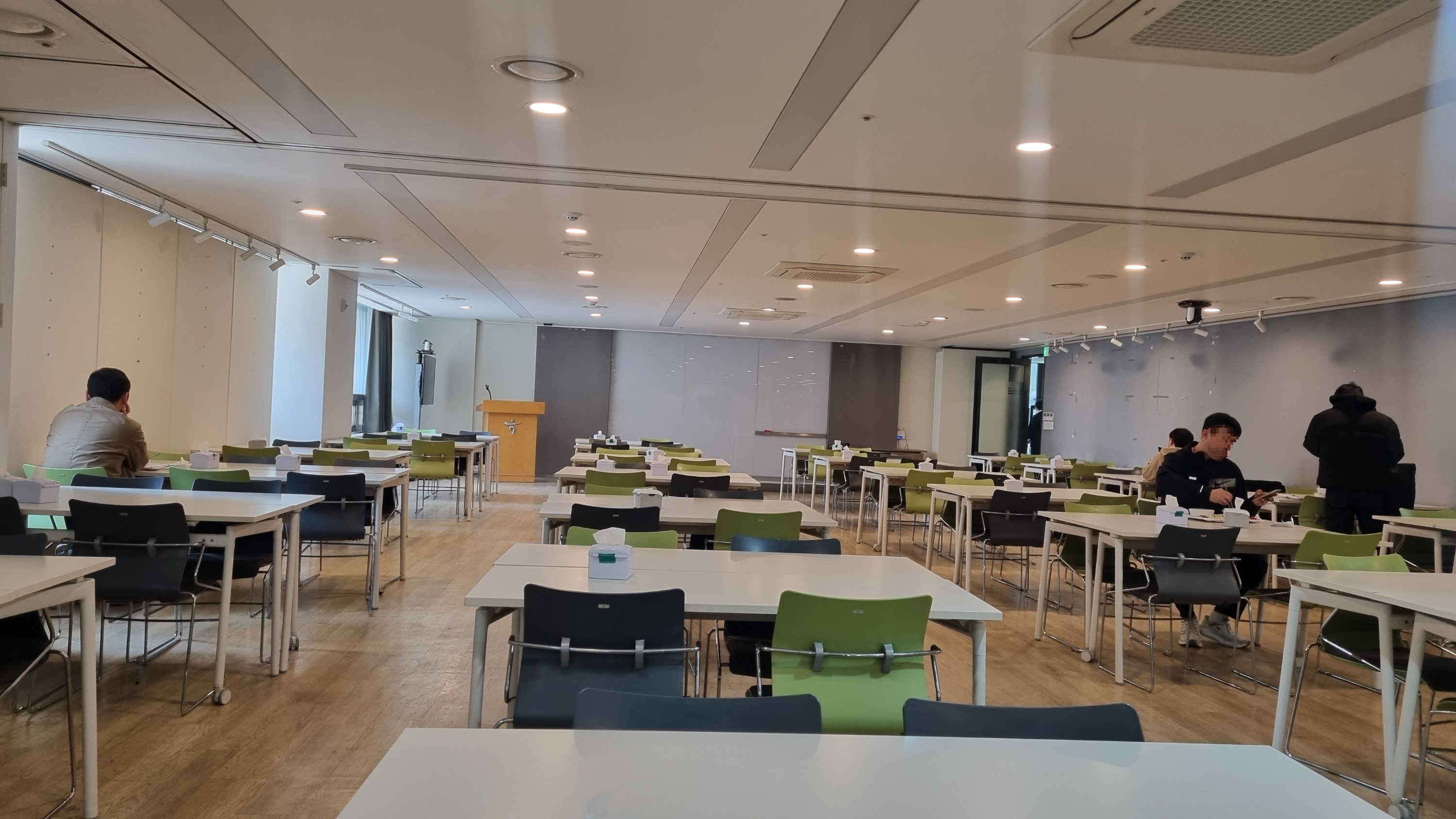 하나은행 식사 좌석