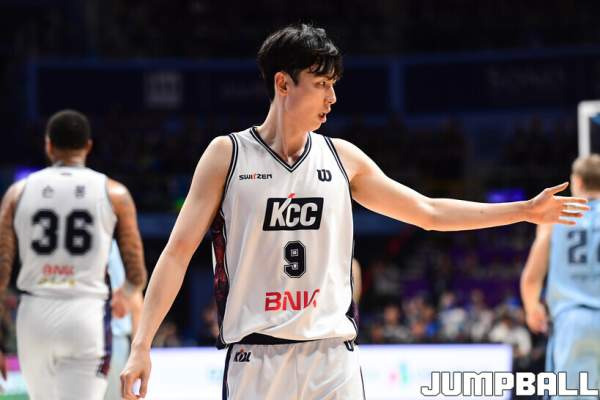 송교창 해외 진출 선언: 부산 KCC 임의탈퇴 이유와 일본 B리그 이적 전망 총정리