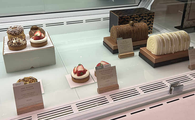 카페꼼마-얀쿠브레-매장5