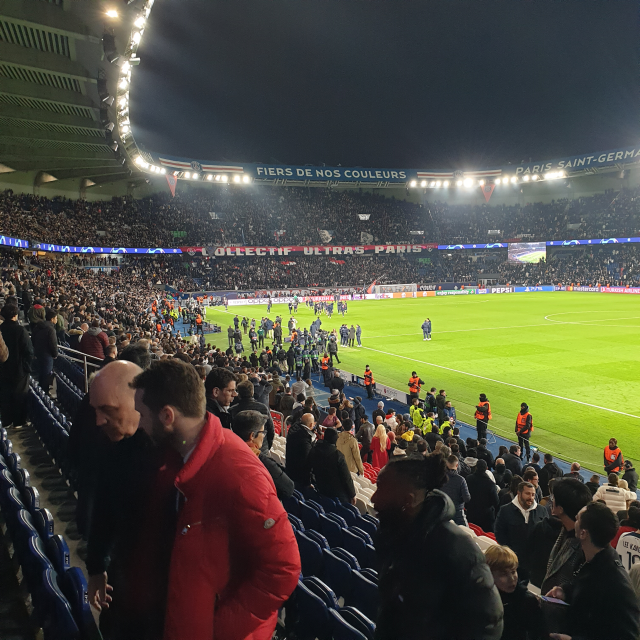 PSG 경기장 1층 관중석