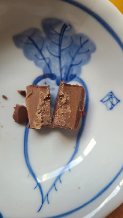 꼬모쌤쁘레-초콜릿-개봉